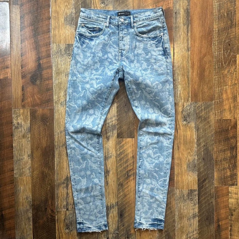 Light Blue Distressed Skinny Jeans with Vintage Texture